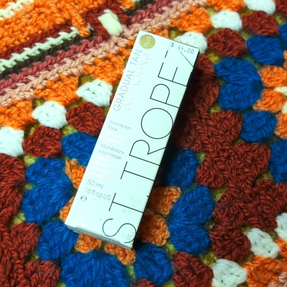 St Tropez Gradual Tan Anti Aging Face Lotion